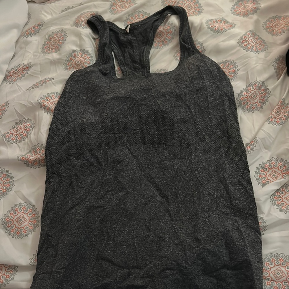 Lulu lemon tank